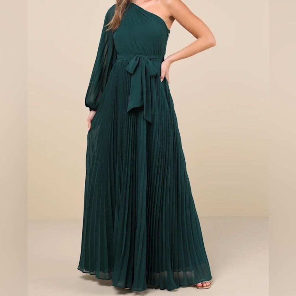 NWOT Lulus Divine Charm Green Pleated One-Shoulder Maxi Dress